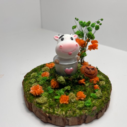 Wash Tub Cow With Pumpkin