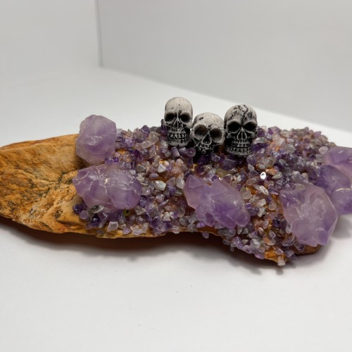 Amethyst Skull Rock